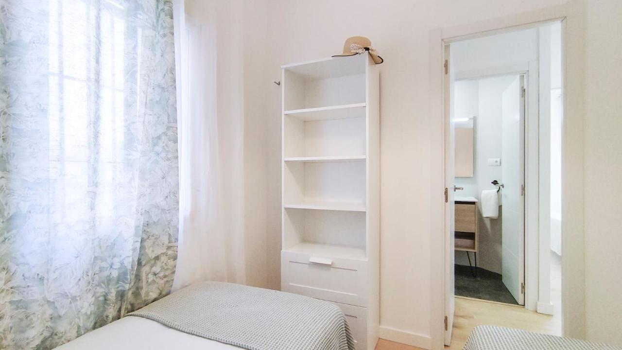 Apartament House Near Plaza De Los Capuchinos By Sharingco Malaga Zewnętrze zdjęcie